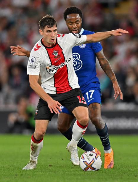 进攻中频频 进攻中频频