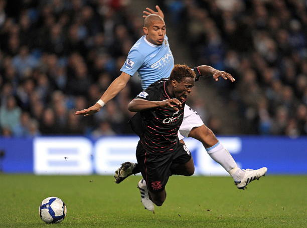 英超赛场的 英超赛场的